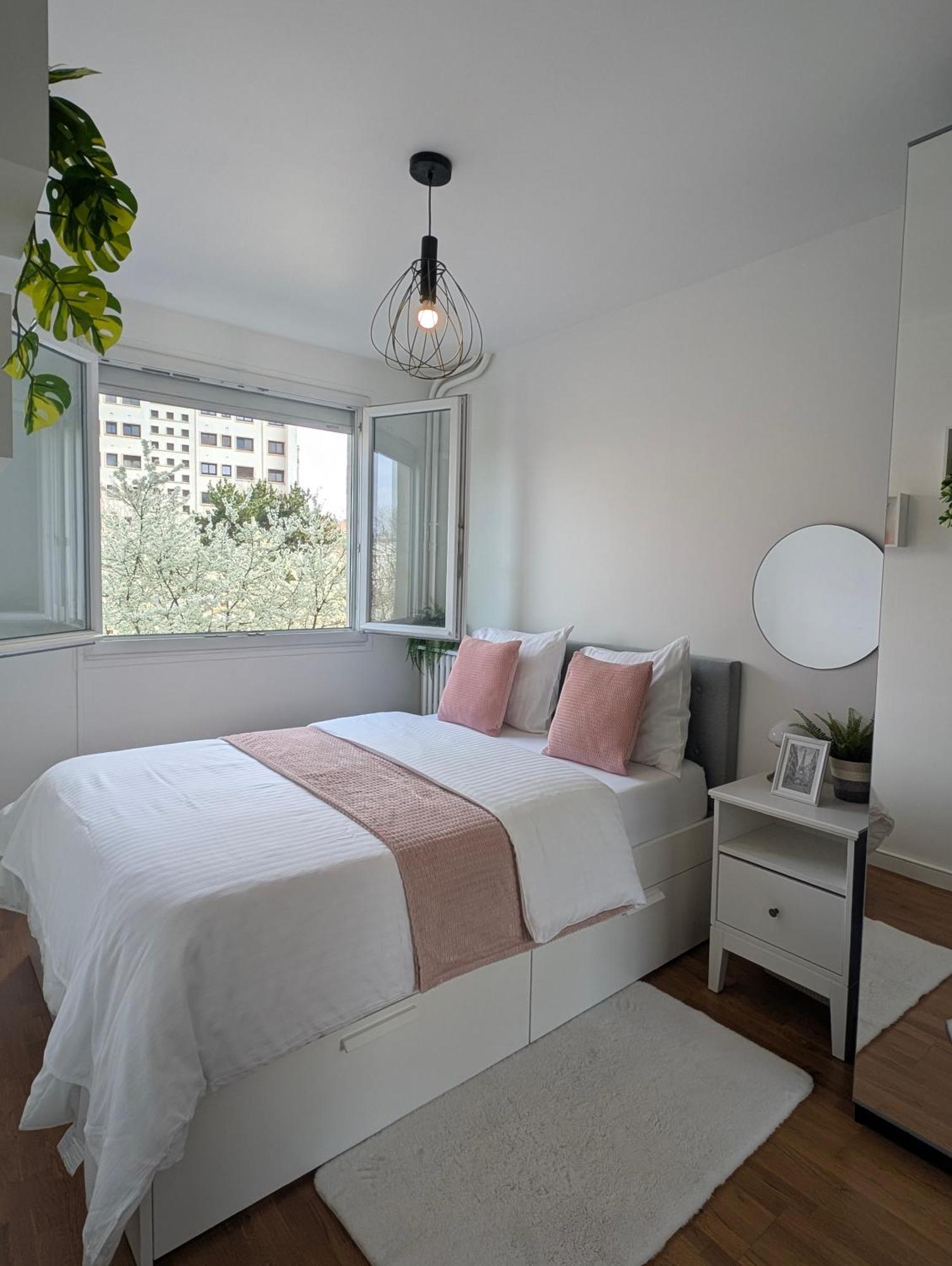 Entire 60M2 Apartment - Close To Paris - Parking - Kitchen - 2Min Rerb - Olympic'24 Bourg-la-Reine Eksteriør billede